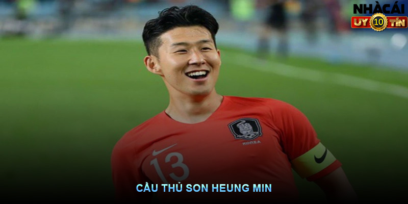 Cầu thủ Son Heung Min đã bắt đầu tiếp xúc với bóng đá từ khi còn nhỏ tuổi