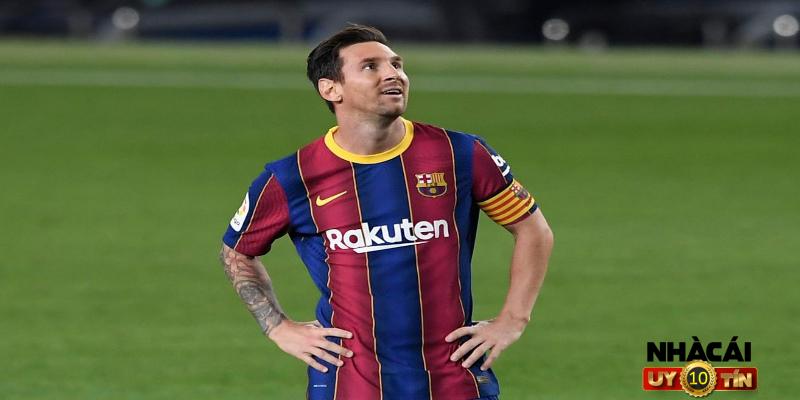 Tiền vệ tấn công trung tâm hàng đầu thế giới  - Lionel Messi