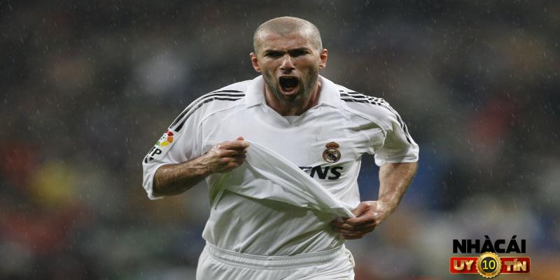 Tiền vệ tấn công trung tâm xuất sắc nhất mọi thời đại - Zinedine Zidane